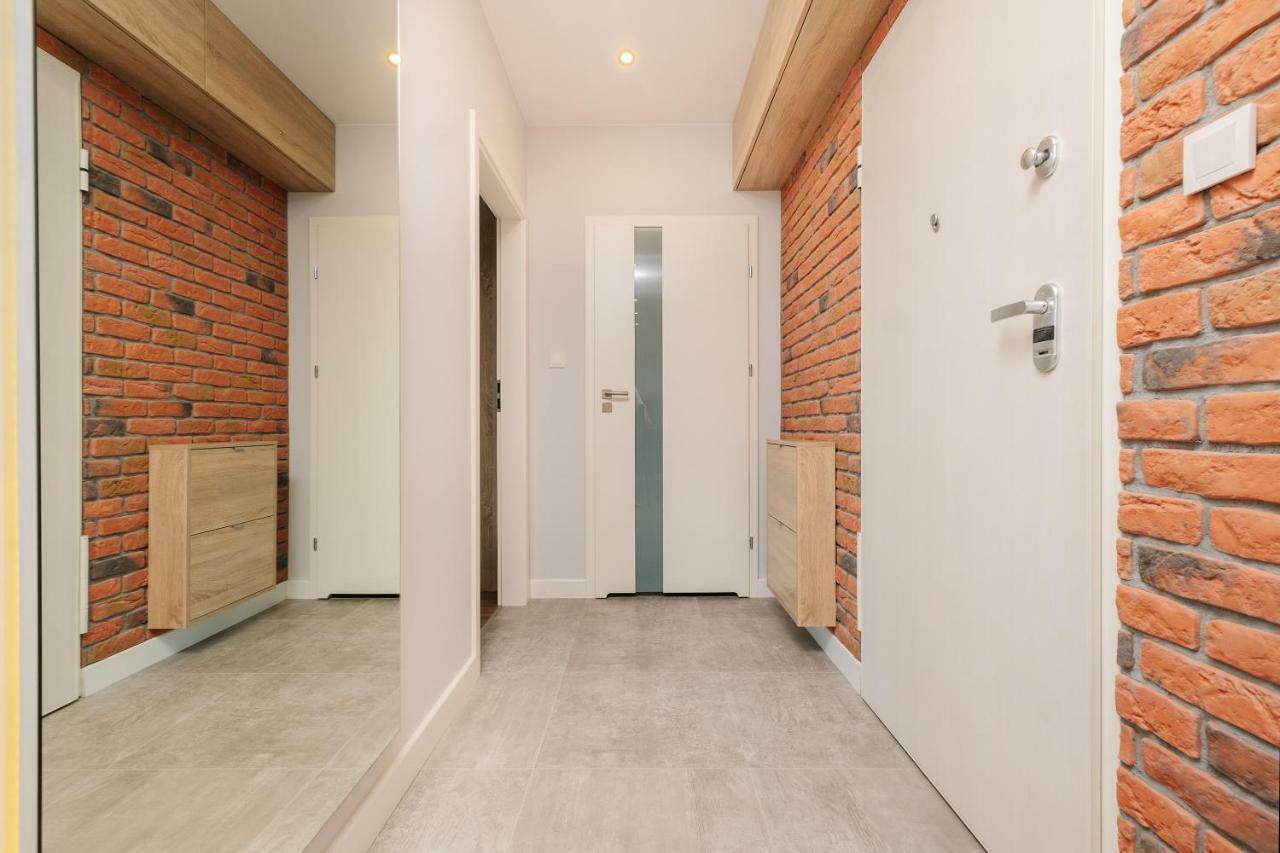 Stare Bielany 2-Bedroom Apartment Warsaw Ngoại thất bức ảnh
