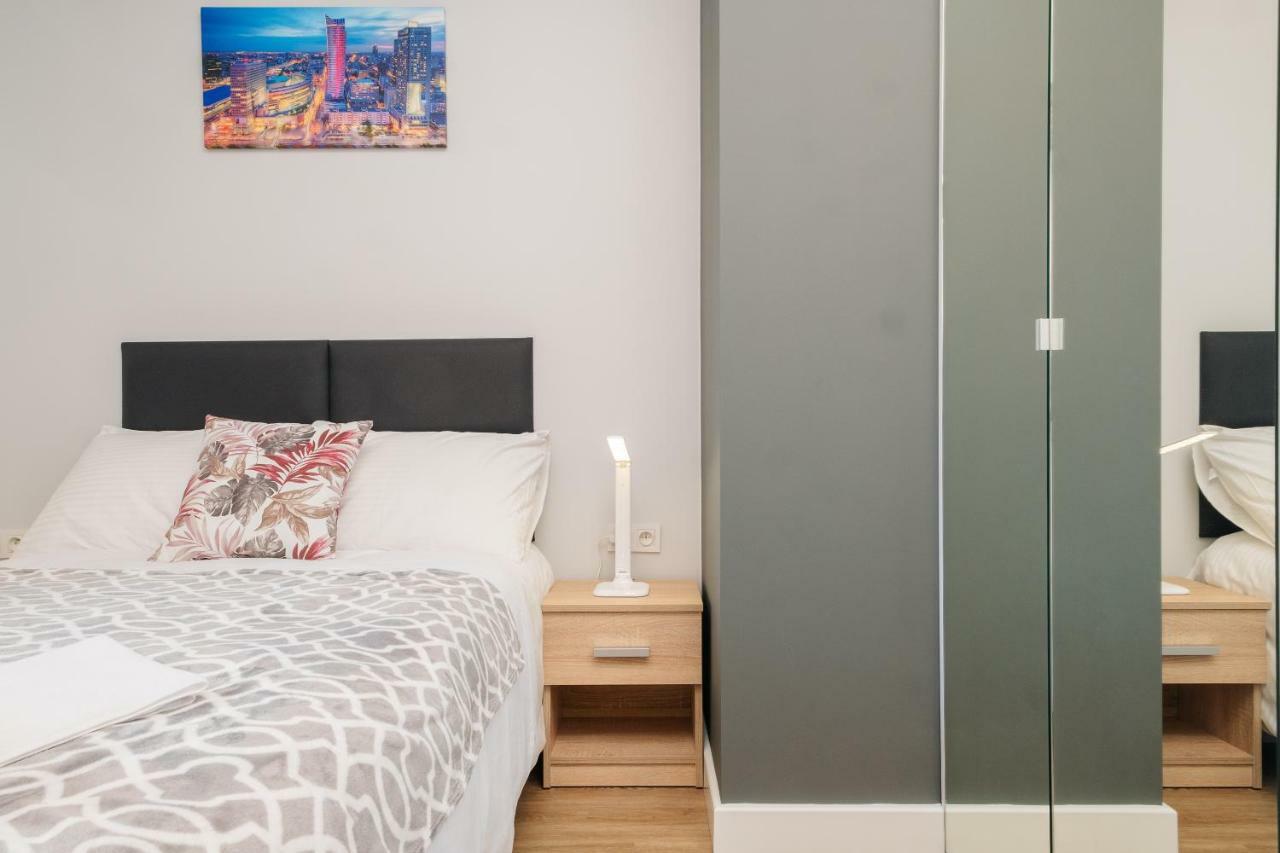 Stare Bielany 2-Bedroom Apartment Warsaw Ngoại thất bức ảnh